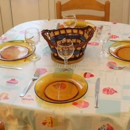 Location 2 Pieces 2 Personnes * Rochefort (Charente-Maritime)
